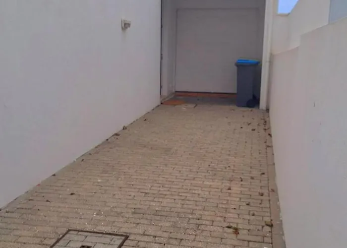 Semesterbostad Pena's Family House *